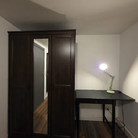 アパート Mikra Homes24 In